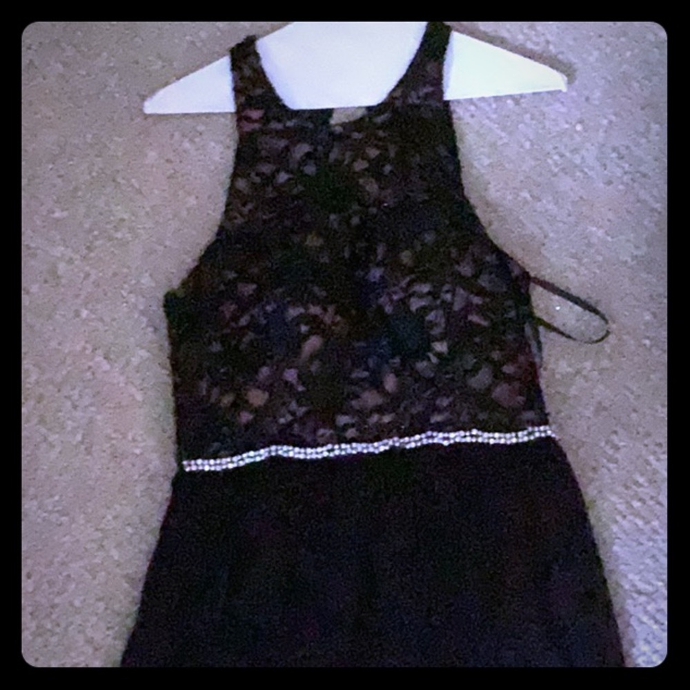 Pretty black dress